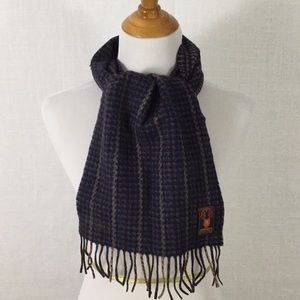 Flawless vintage 100% cashmere scarf